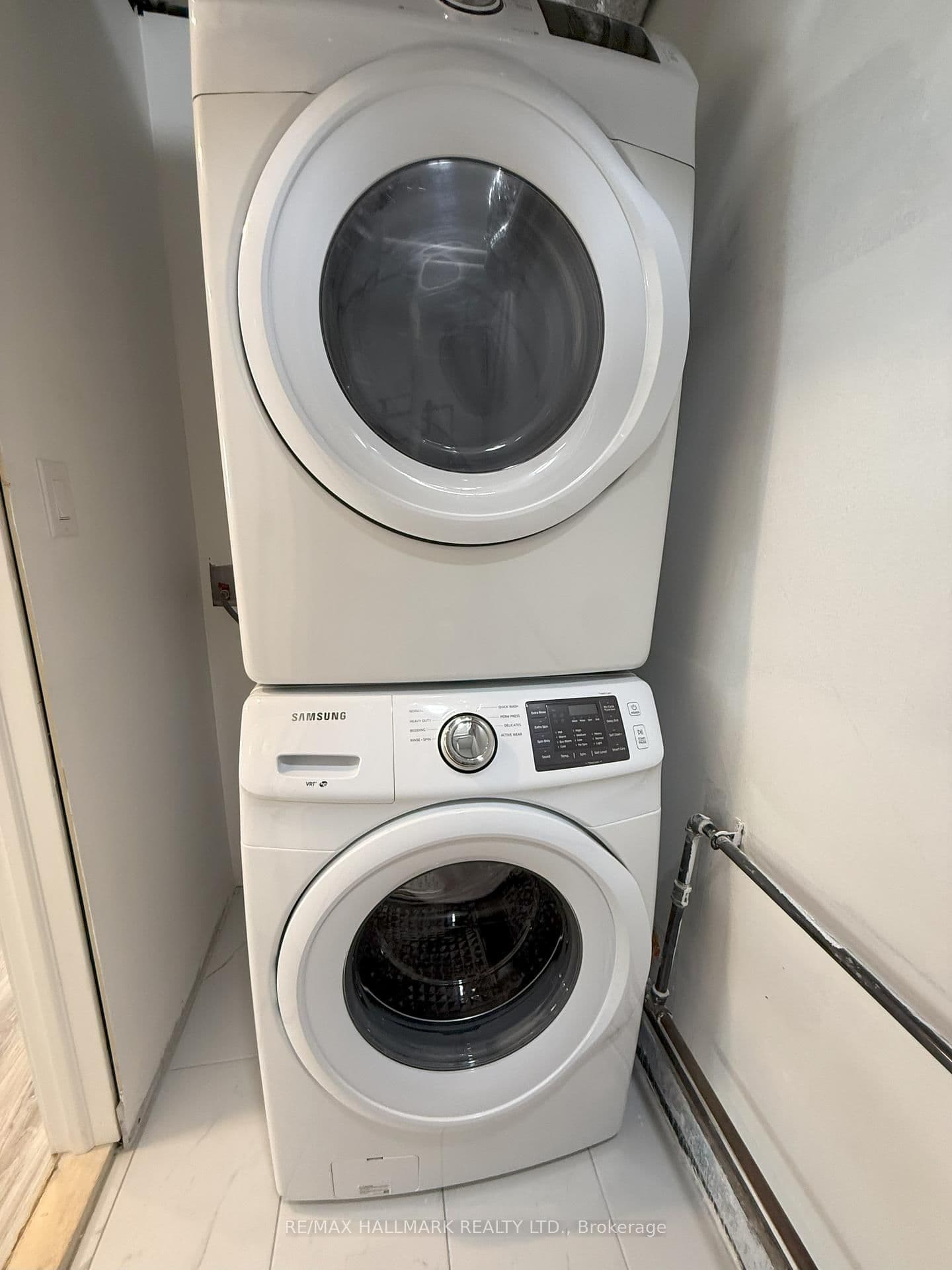382 Burnhamthorpe Road, Unit Garden Suite - Image 6