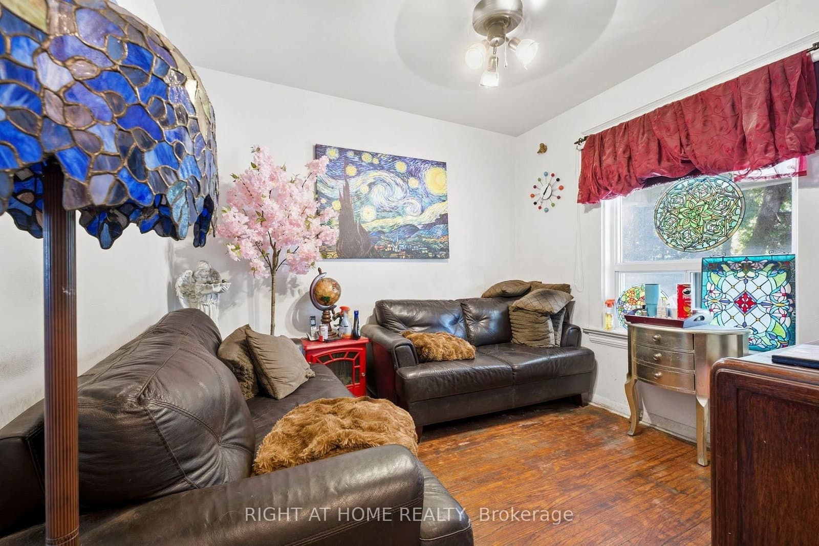 290 Mcroberts Avenue - Image 5