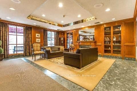 880 Dundas Street W, Unit Ph01 - Image 6