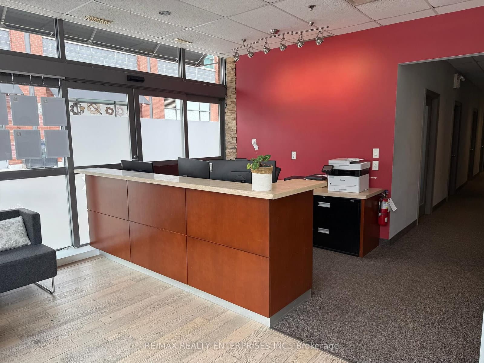 125 Lakeshore Road E, Unit C - Image 4