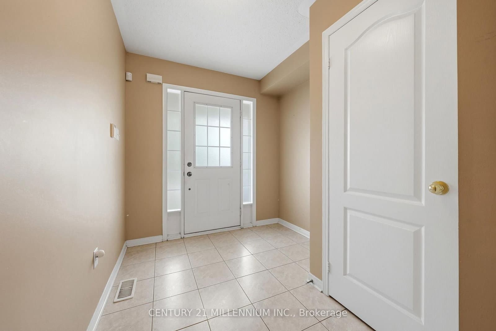 6399 Spinnaker Circle, Unit 6 - Image 3