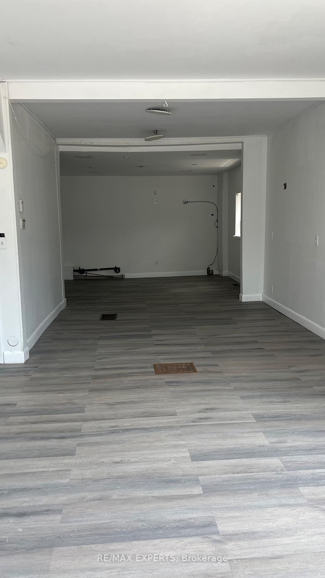 1335 Weston Road - Image 3