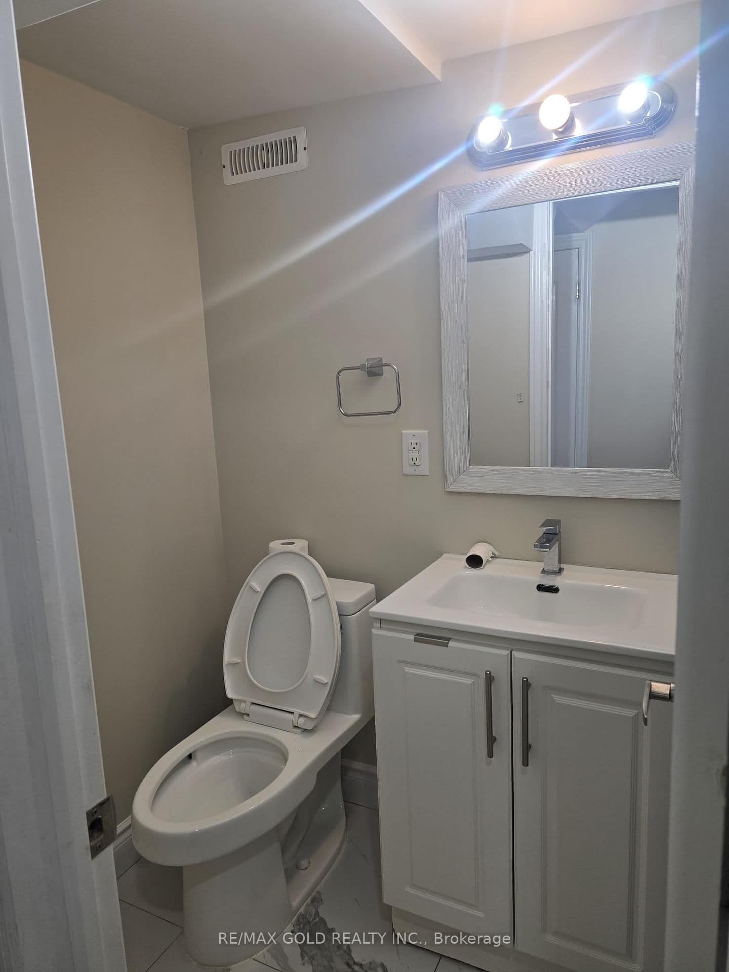 35 Dolobram Trail, Unit Bsmt - Image 6