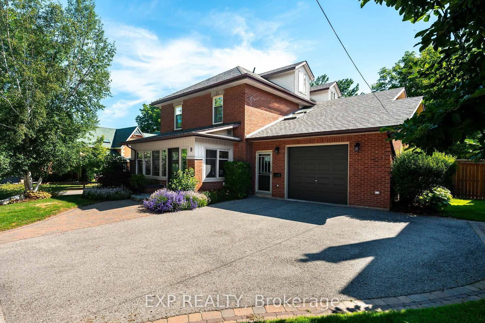 9 Wellington Street - Image 2