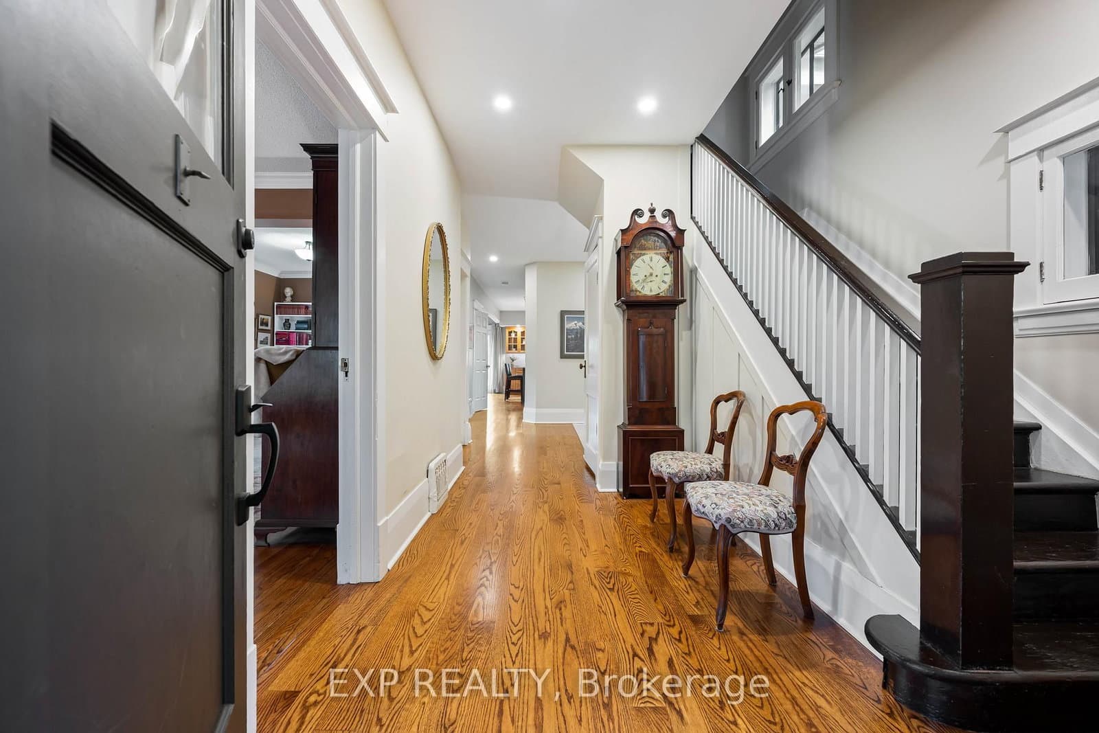 9 Wellington Street - Image 6