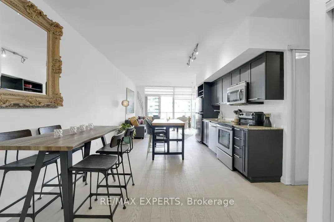 103 The Queensway, Unit 1915 - Image 6