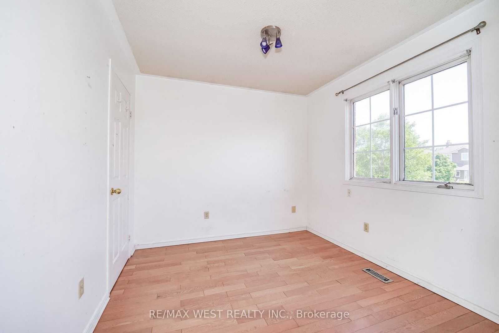 20 Cranberry Crescent - Image 5