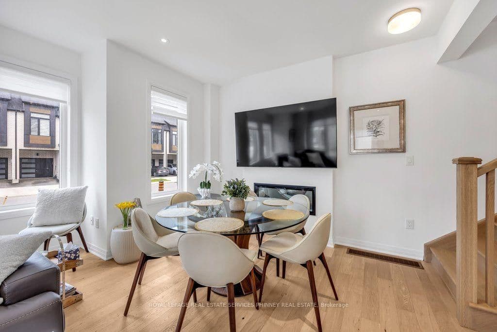 9 Crown Gate - Image 5