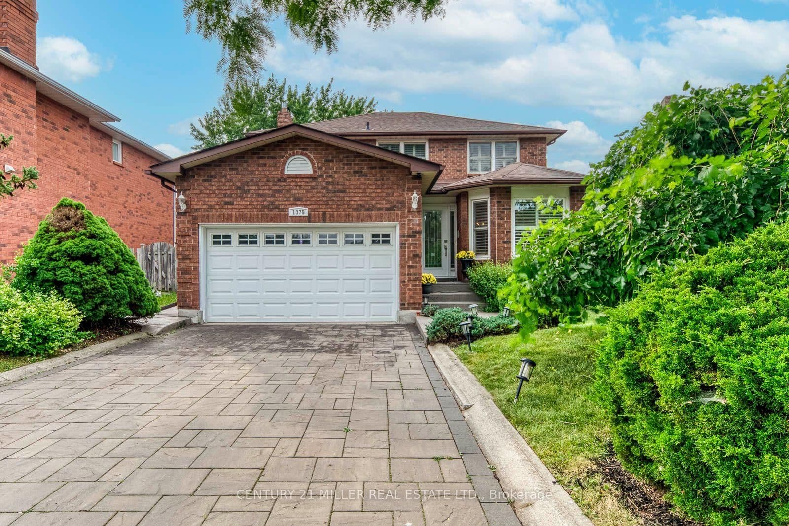 1379 Bramblewood Green - Image 2