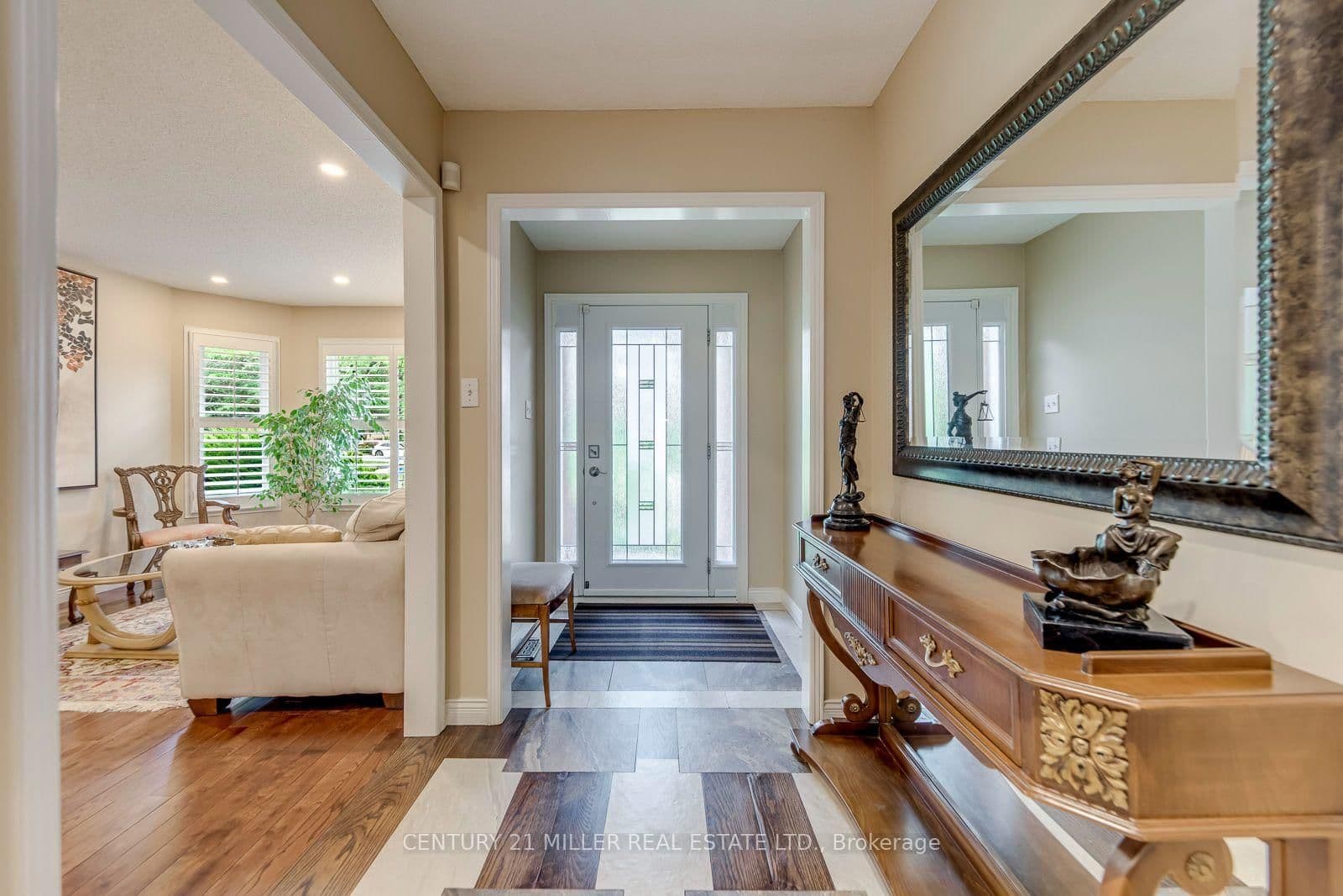 1379 Bramblewood Green - Image 4