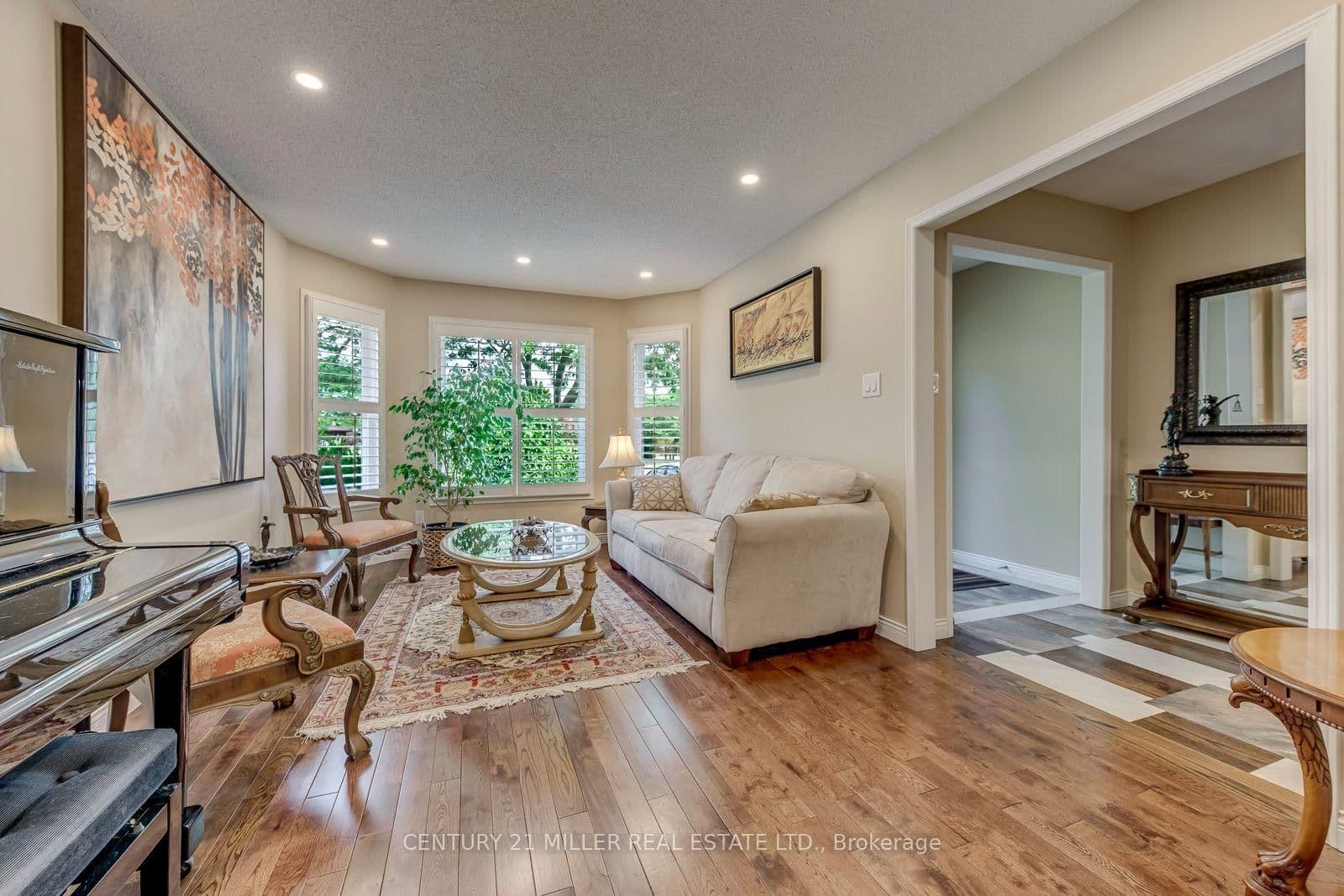 1379 Bramblewood Green - Image 6