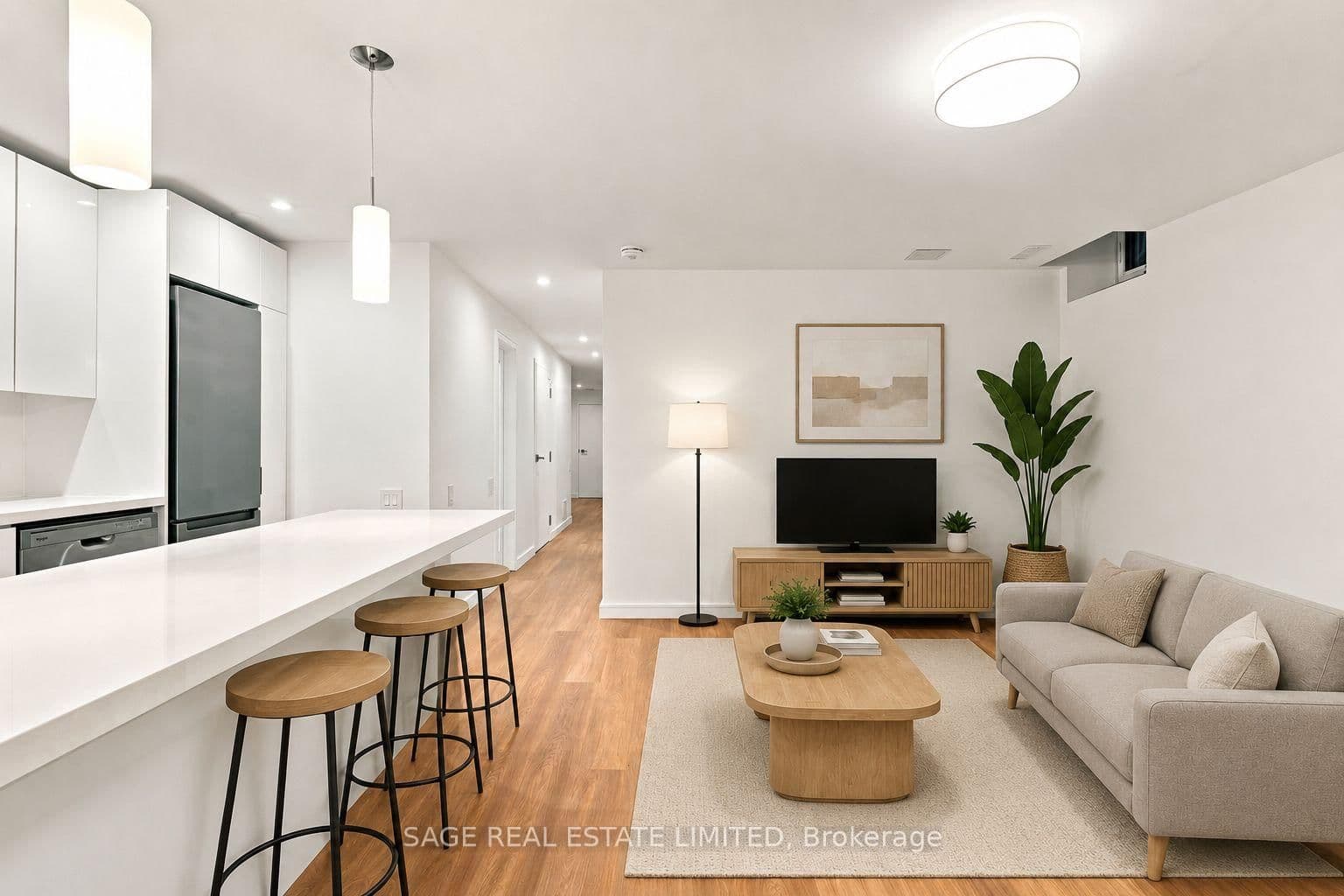 106 Boon Avenue, Unit Lower - Image 2