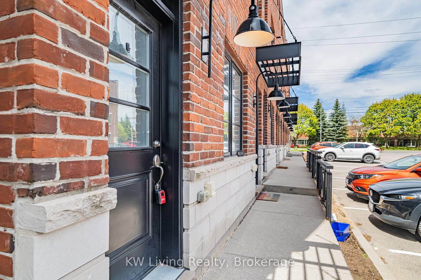 70 Plains Road W, Unit 18 - Image 2