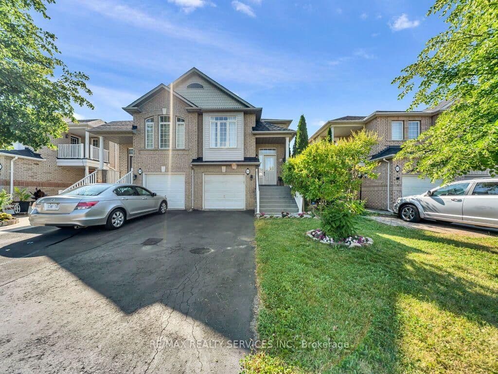 101 River Rock Crescent - Image 3