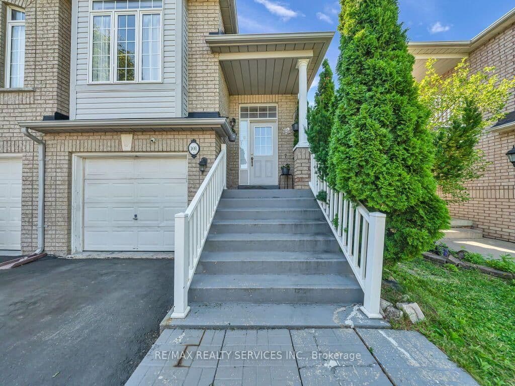 101 River Rock Crescent - Image 4