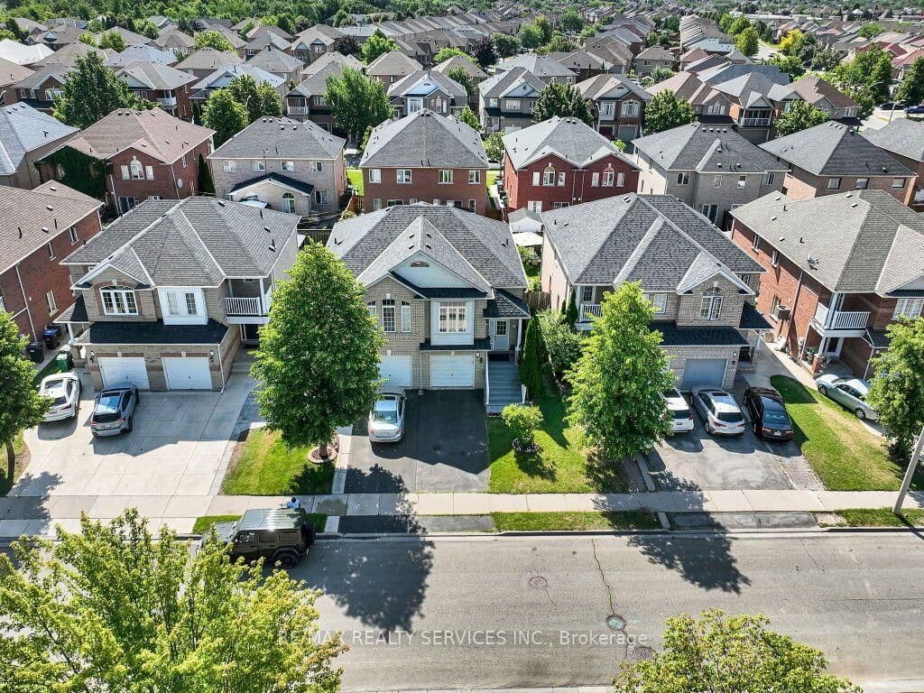 101 River Rock Crescent - Image 5