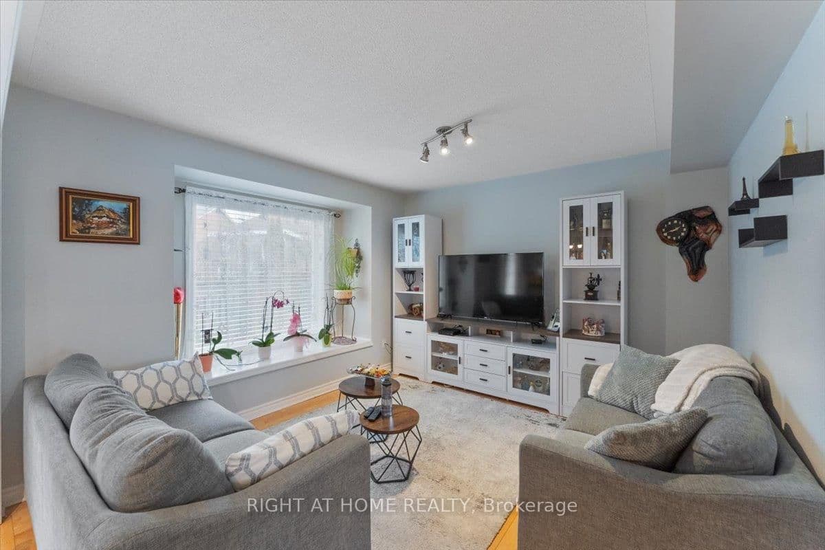 2356 Proudfoot Trail - Image 6