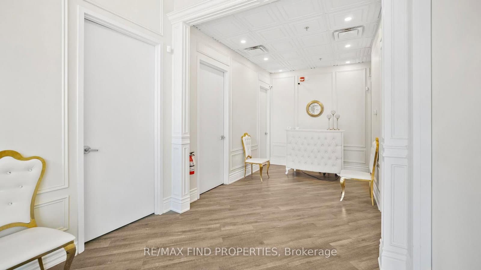 216 Oak Park Boulevard, Unit 110 - Image 6