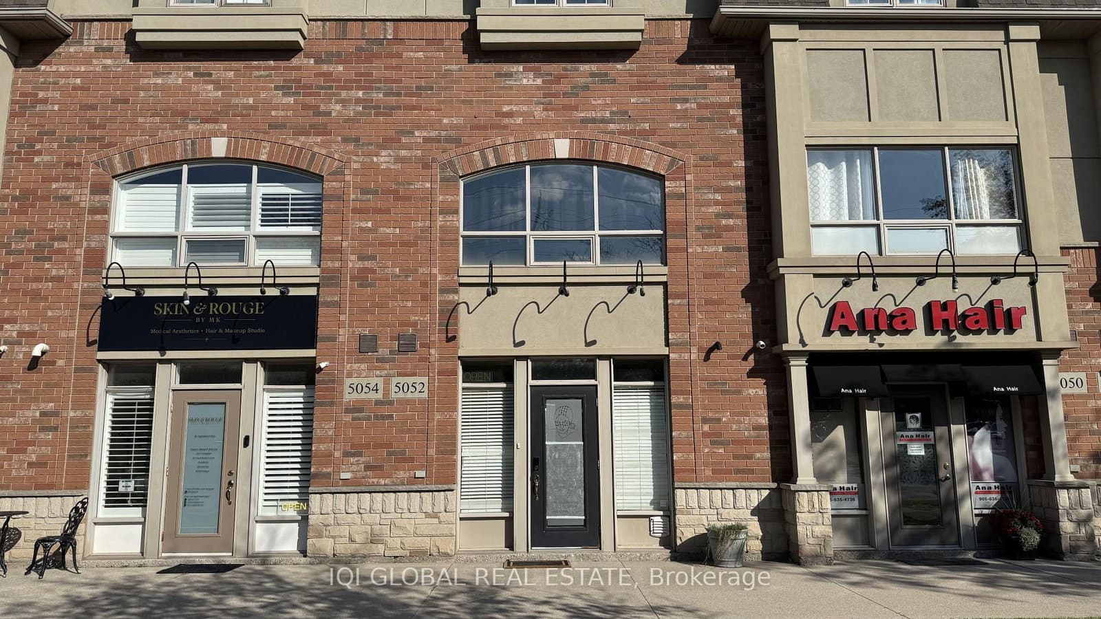 5052 Fairview Street - Image 1