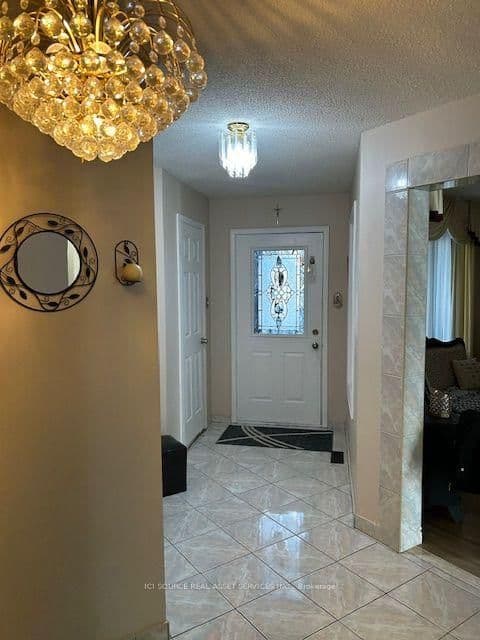 3546 Italia Crescent - Image 4