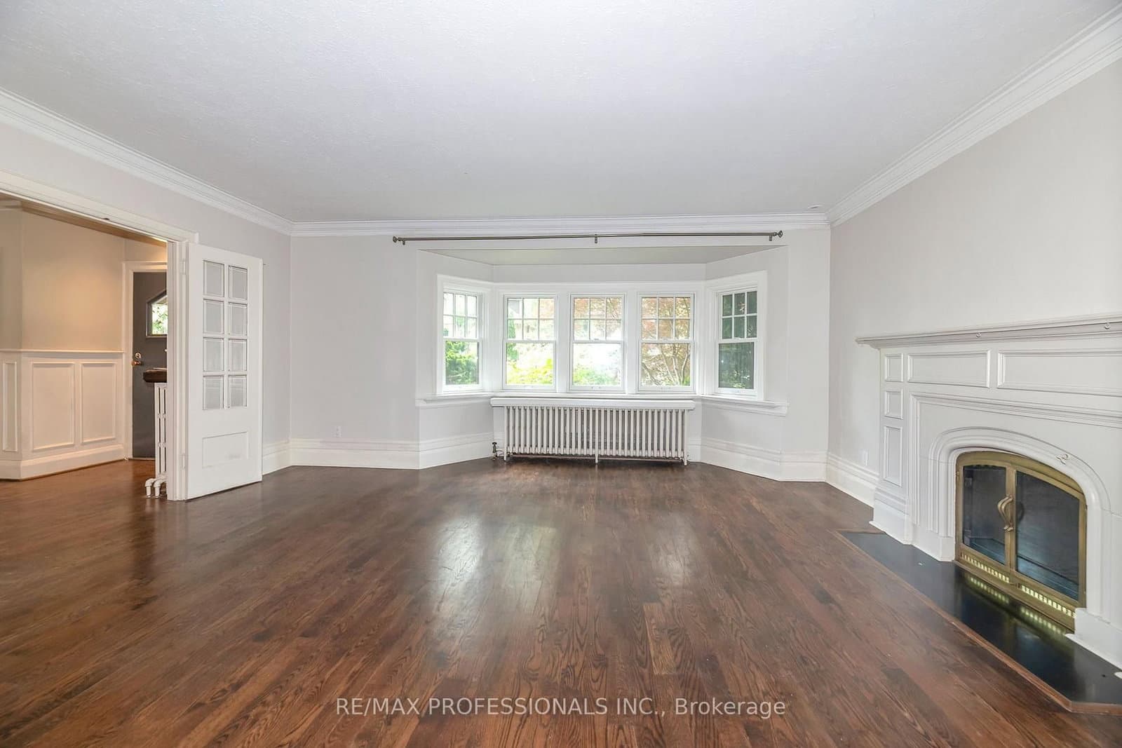 61 Grenview Boulevard N - Image 6