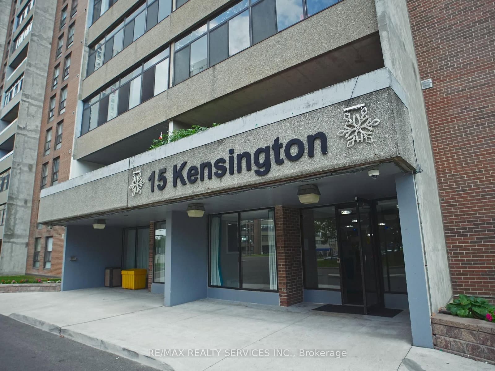 15 Kensington Road E, Unit 1901 - Image 2