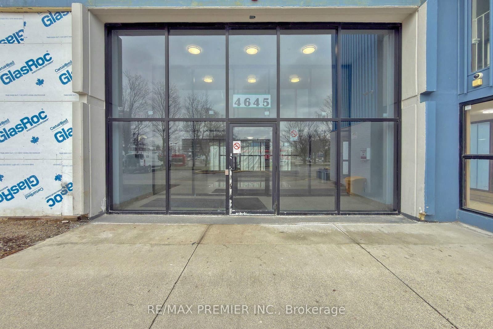 4645 Jane Street, Unit 428 - Image 3
