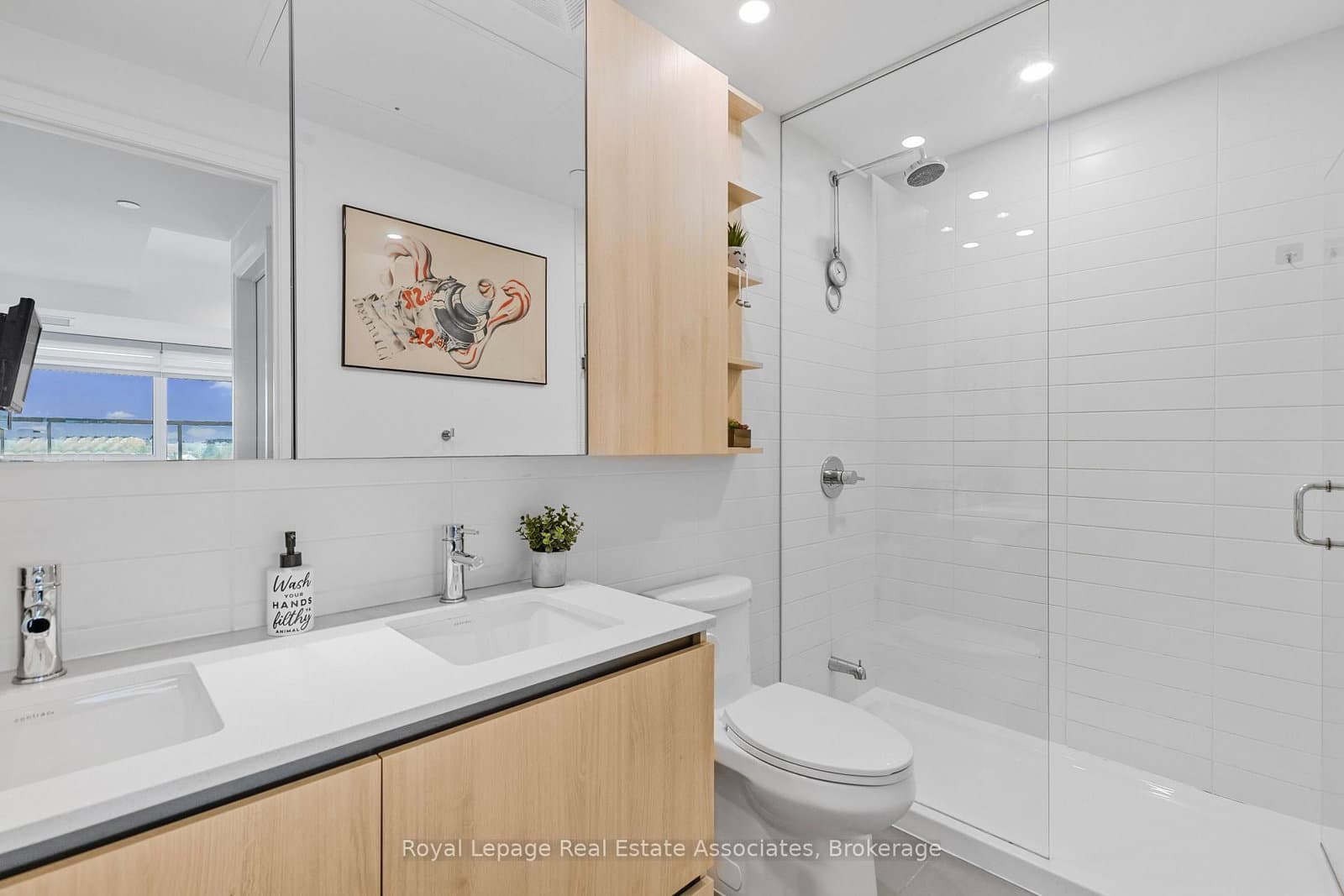 21 Park Street E, Unit 805 - Image 5