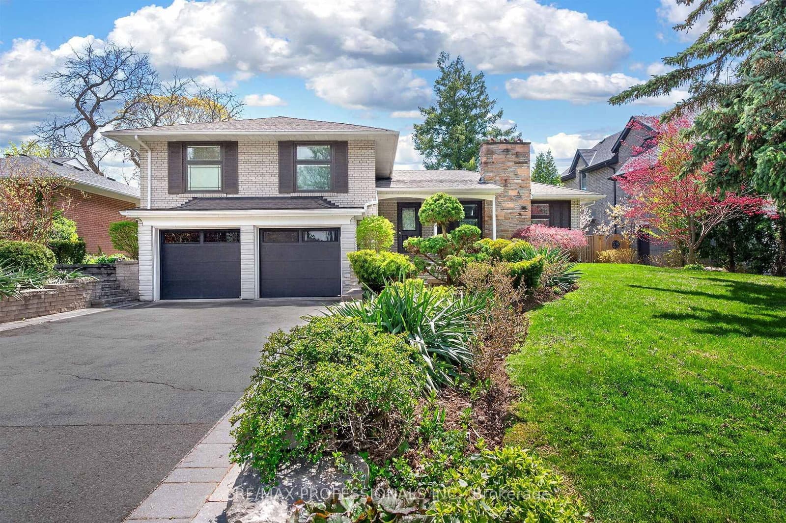 64 Ravensbourne Crescent - Image 1