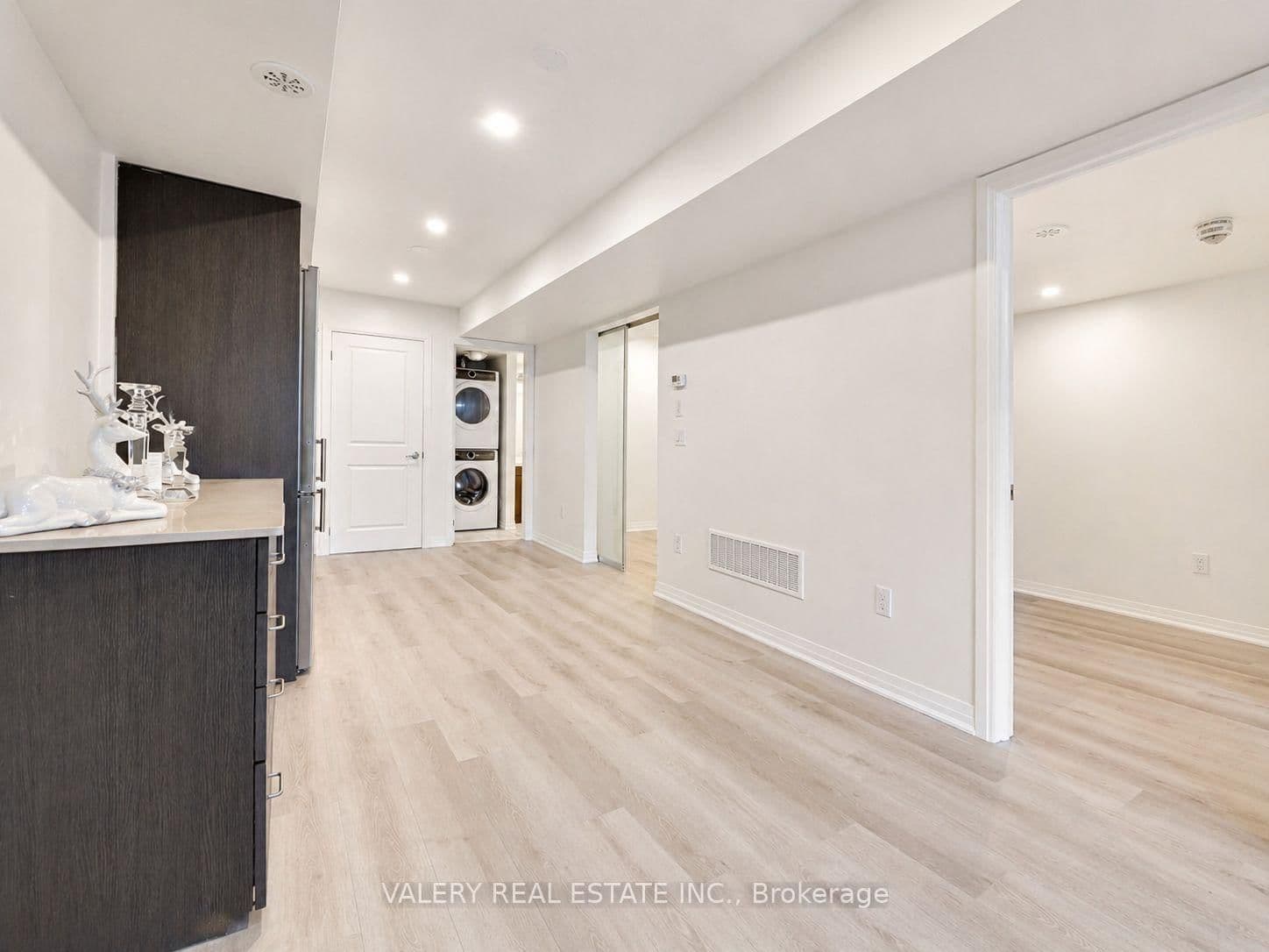 183 William Duncan Road S, Unit 1 - Image 4