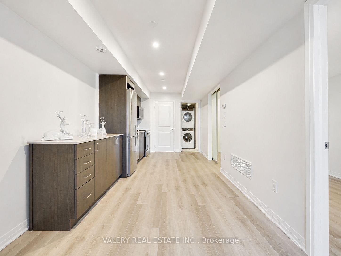 183 William Duncan Road S, Unit 1 - Image 6