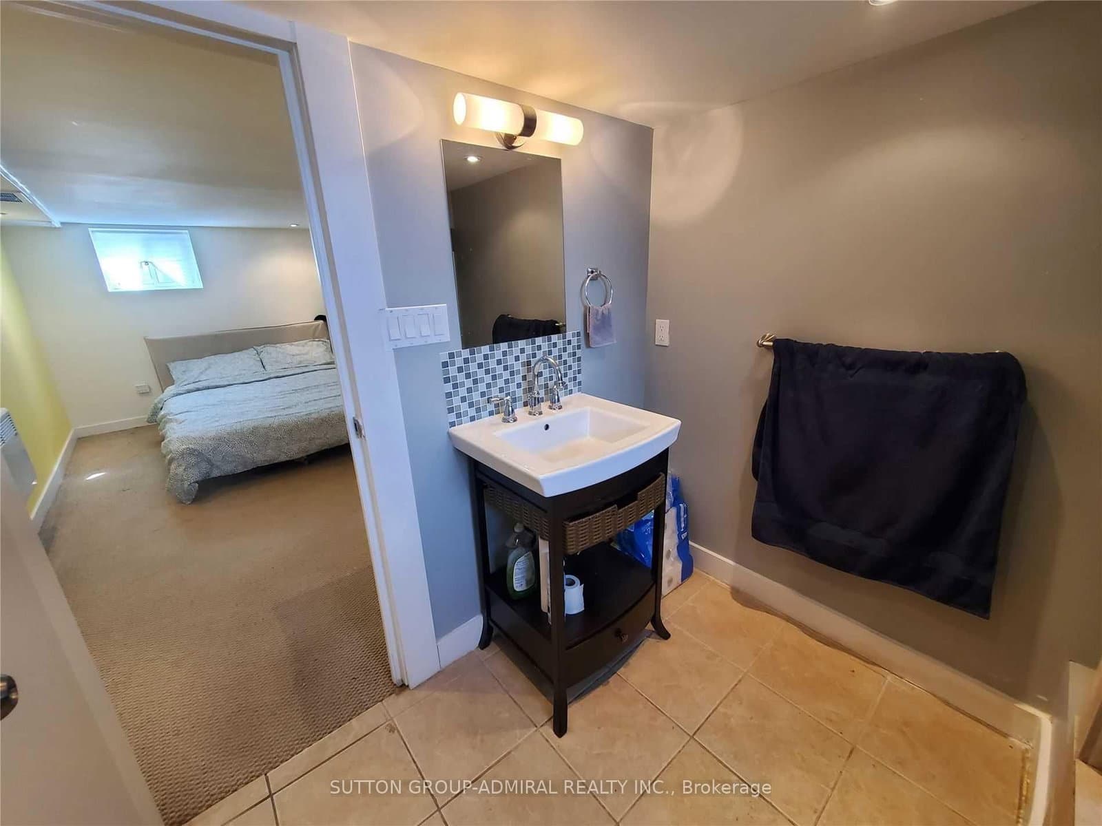 31 Gilpin Avenue, Unit Lower - Image 2