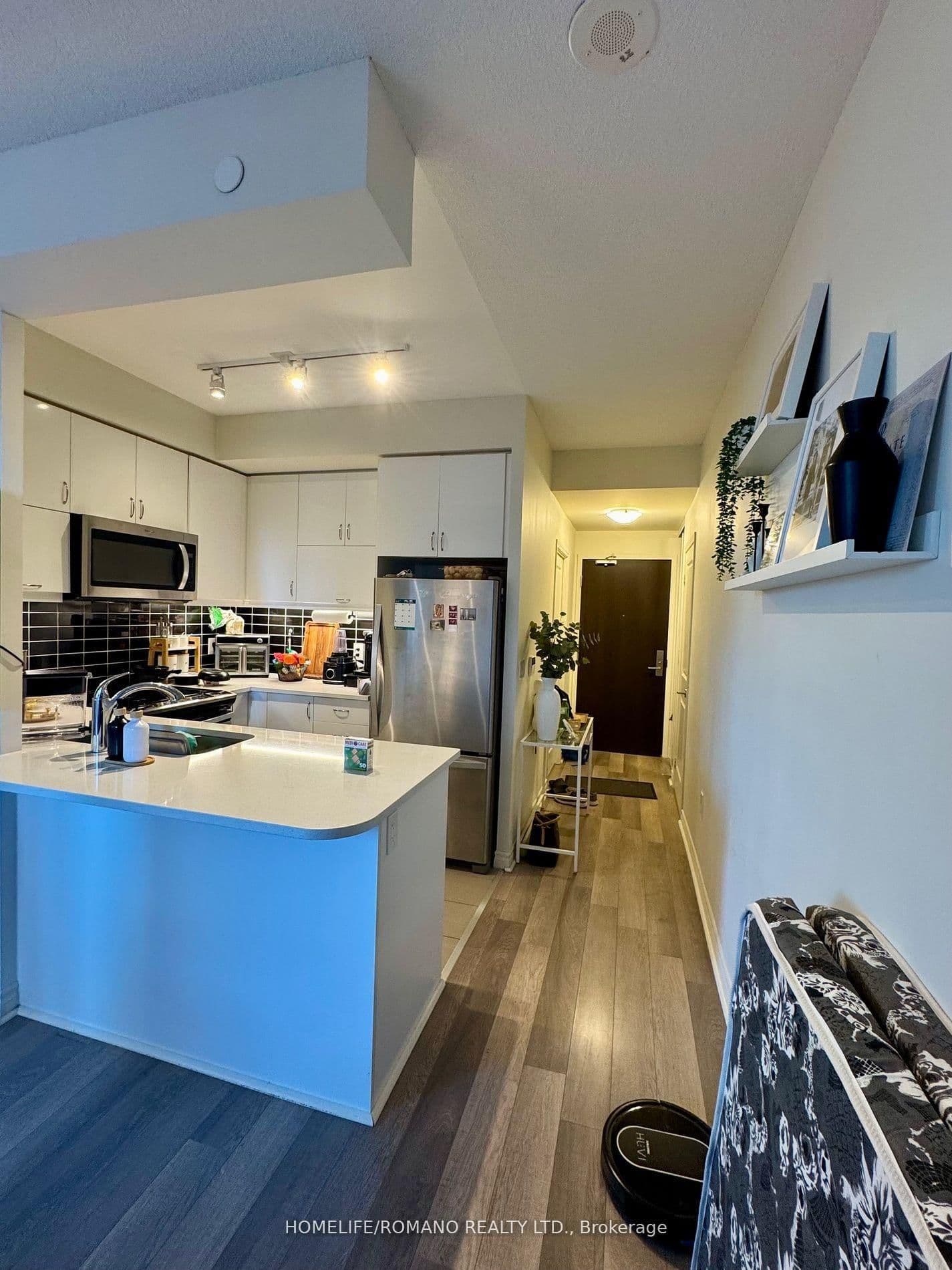 39 Annie Craig Drive, Unit 605 - Image 4
