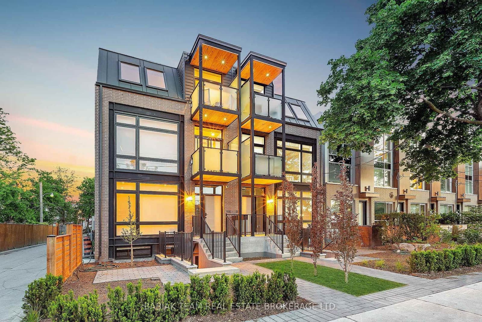 57 Vine Avenue, Unit 301 - Image 1