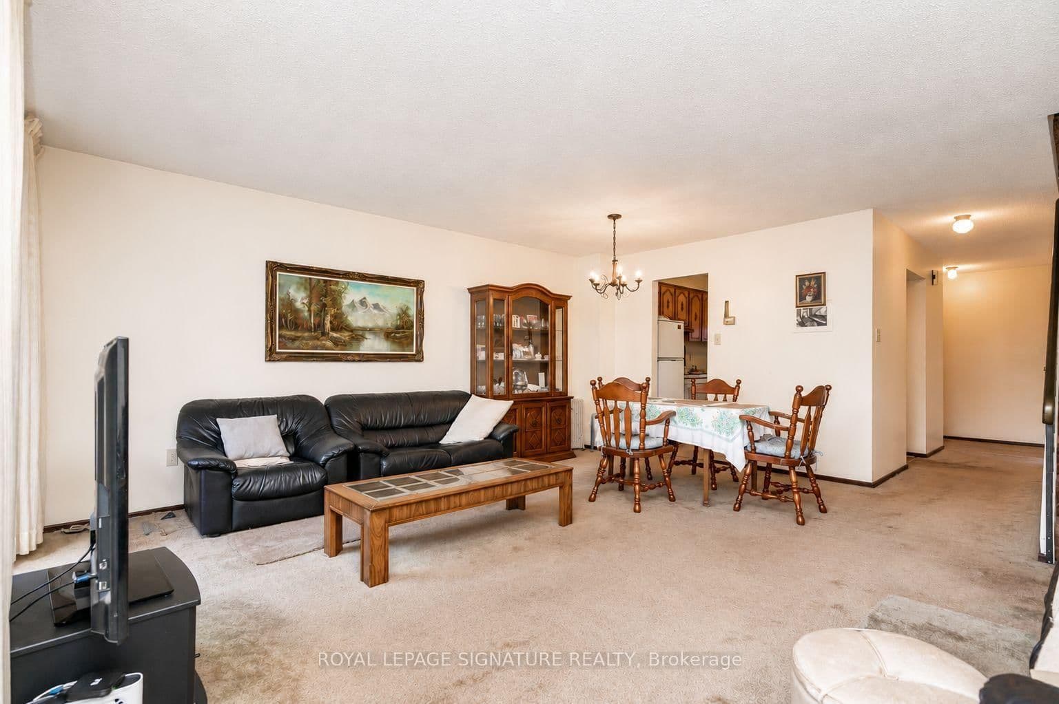 4040 Silverhaze Road - Image 5