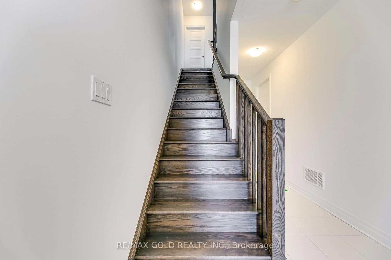 3018 John McKay Boulevard S - Image 5