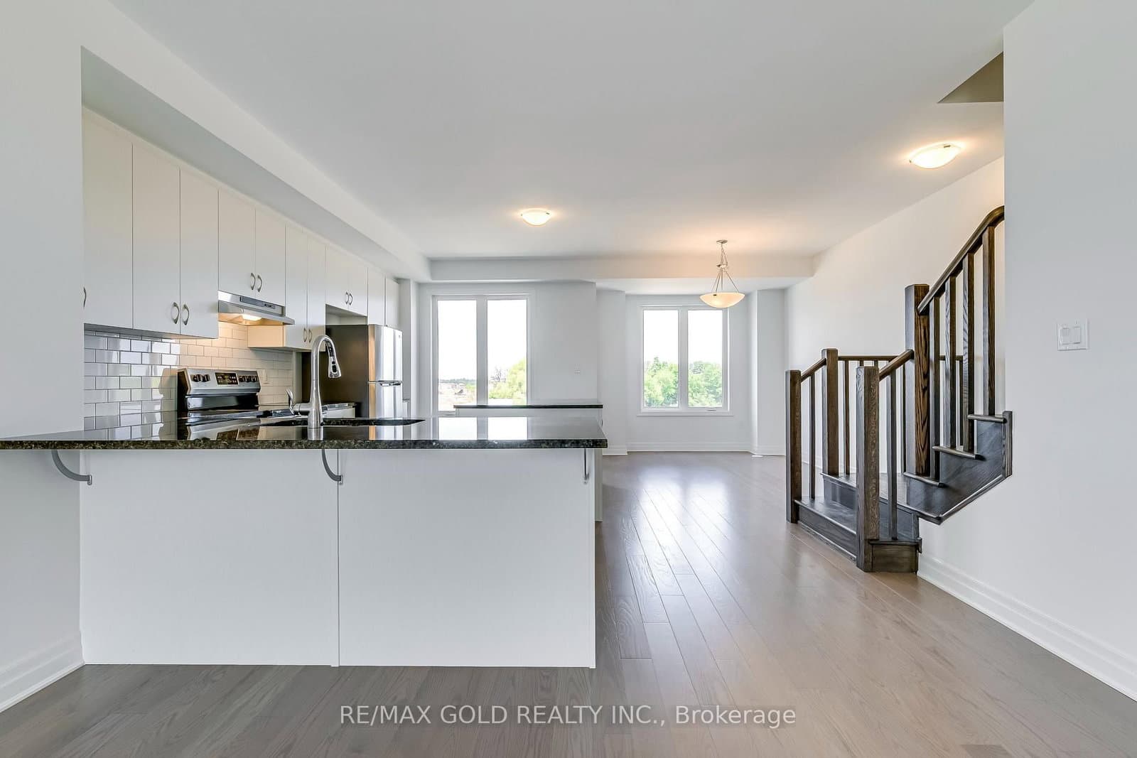 3018 John McKay Boulevard S - Image 6