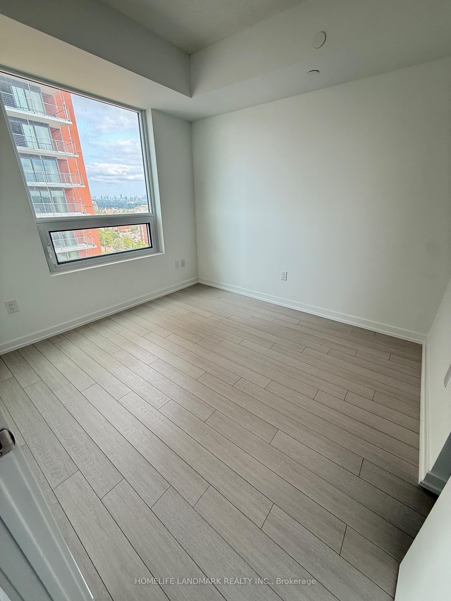 4010 Eglinton Avenue W, Unit 912 - Image 4