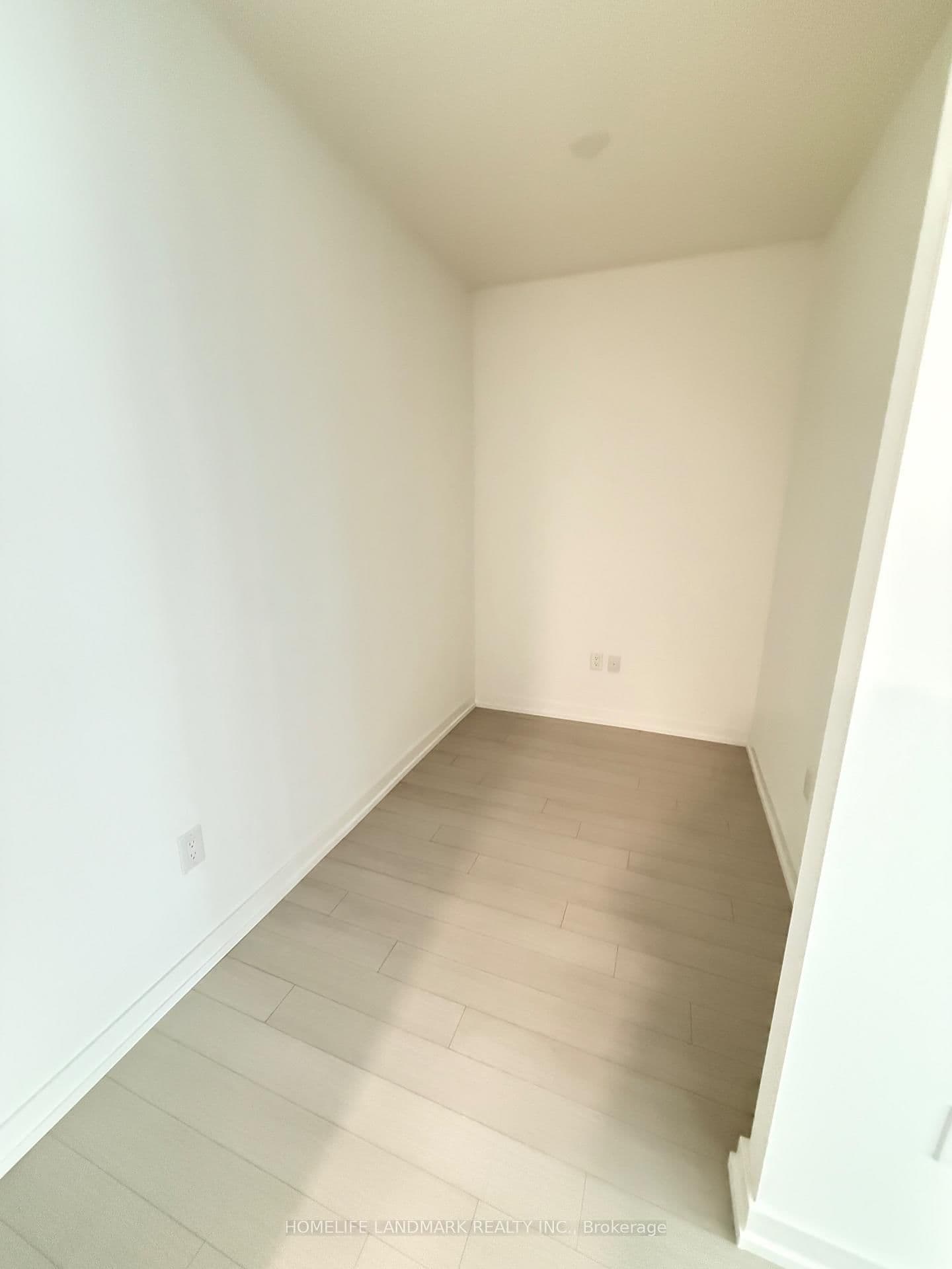 4010 Eglinton Avenue W, Unit 912 - Image 6
