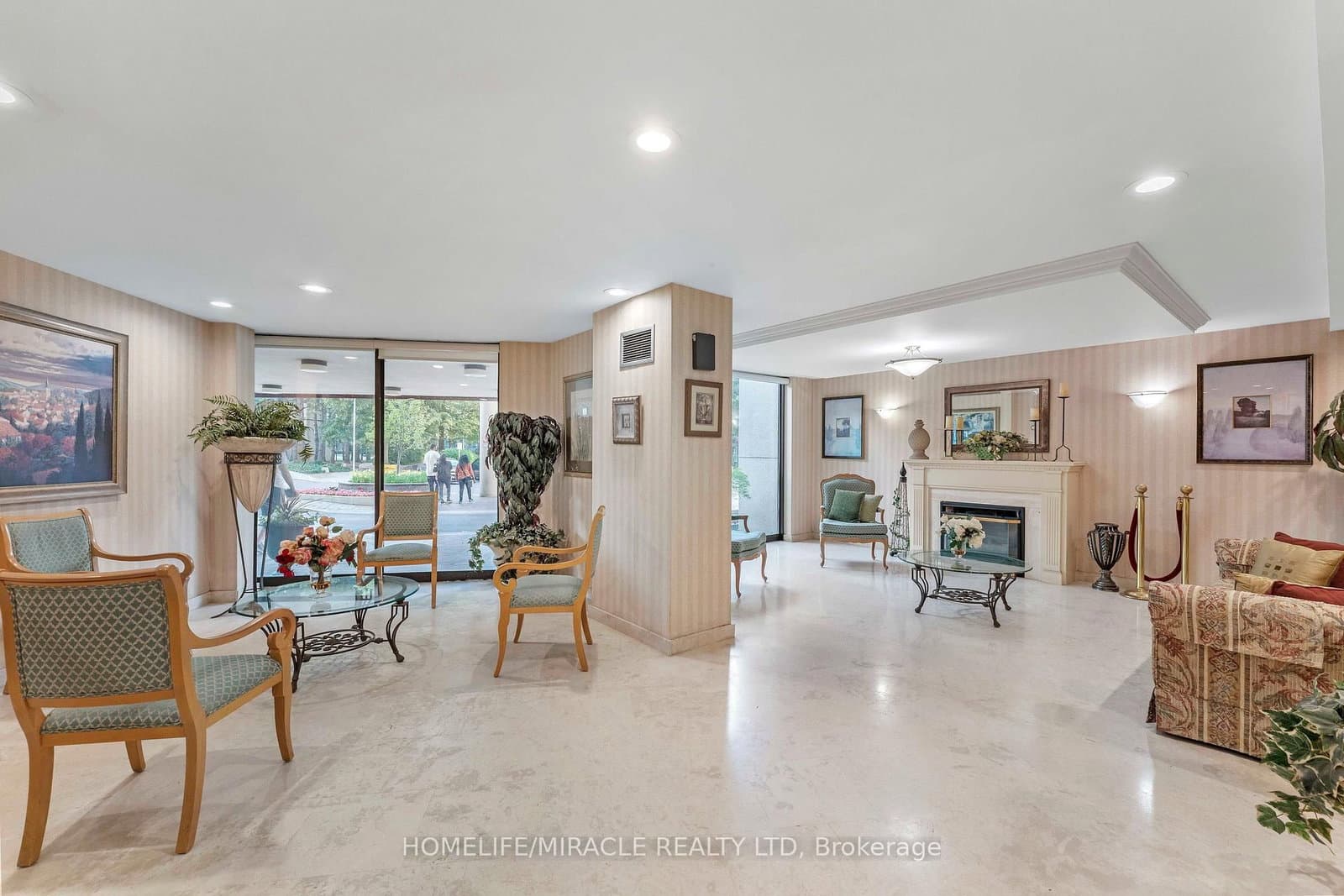 3700 Kaneff Crescent N, Unit 202 - Image 3