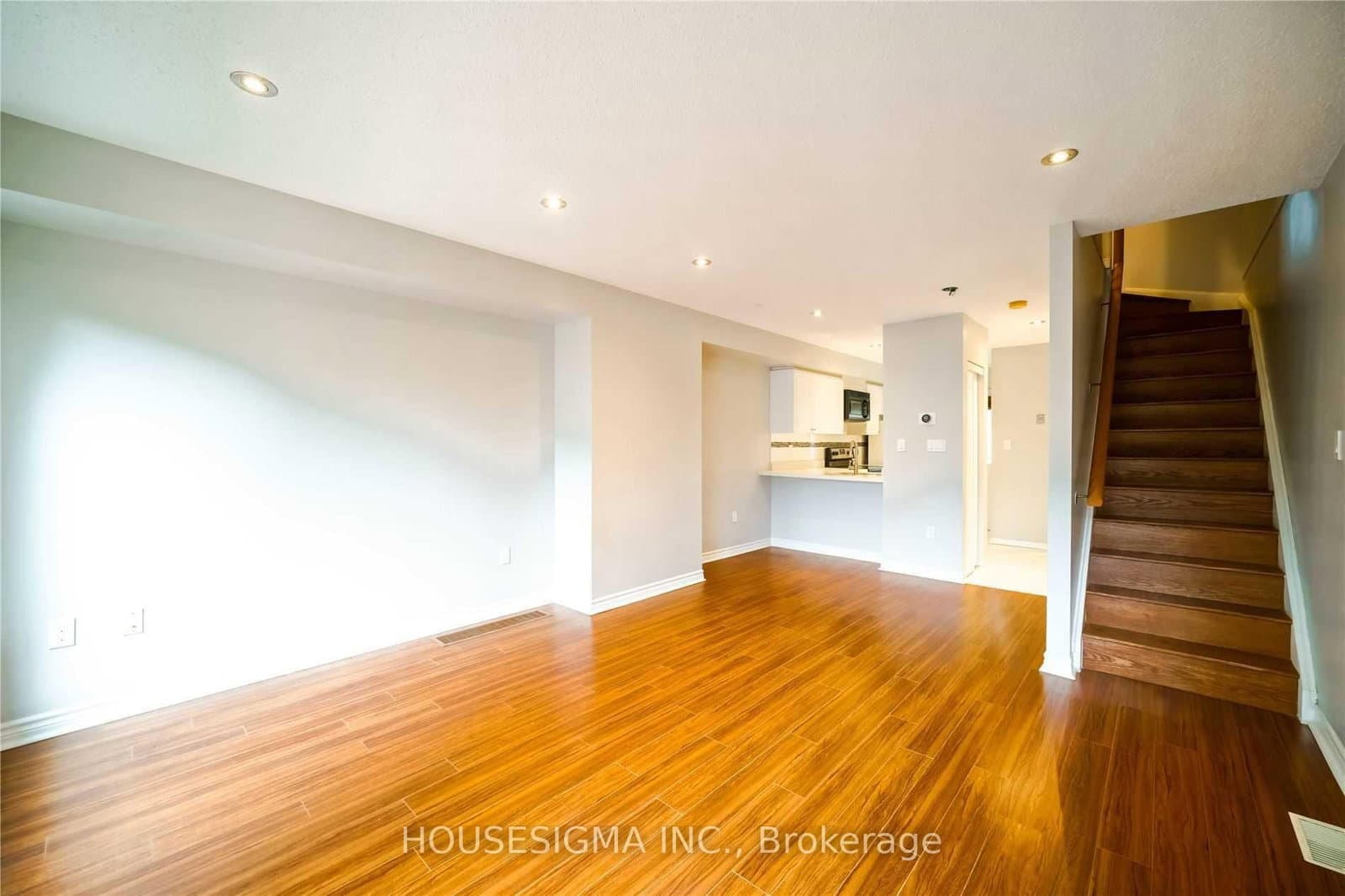 80 Strathaven Drive, Unit 21 - Image 5