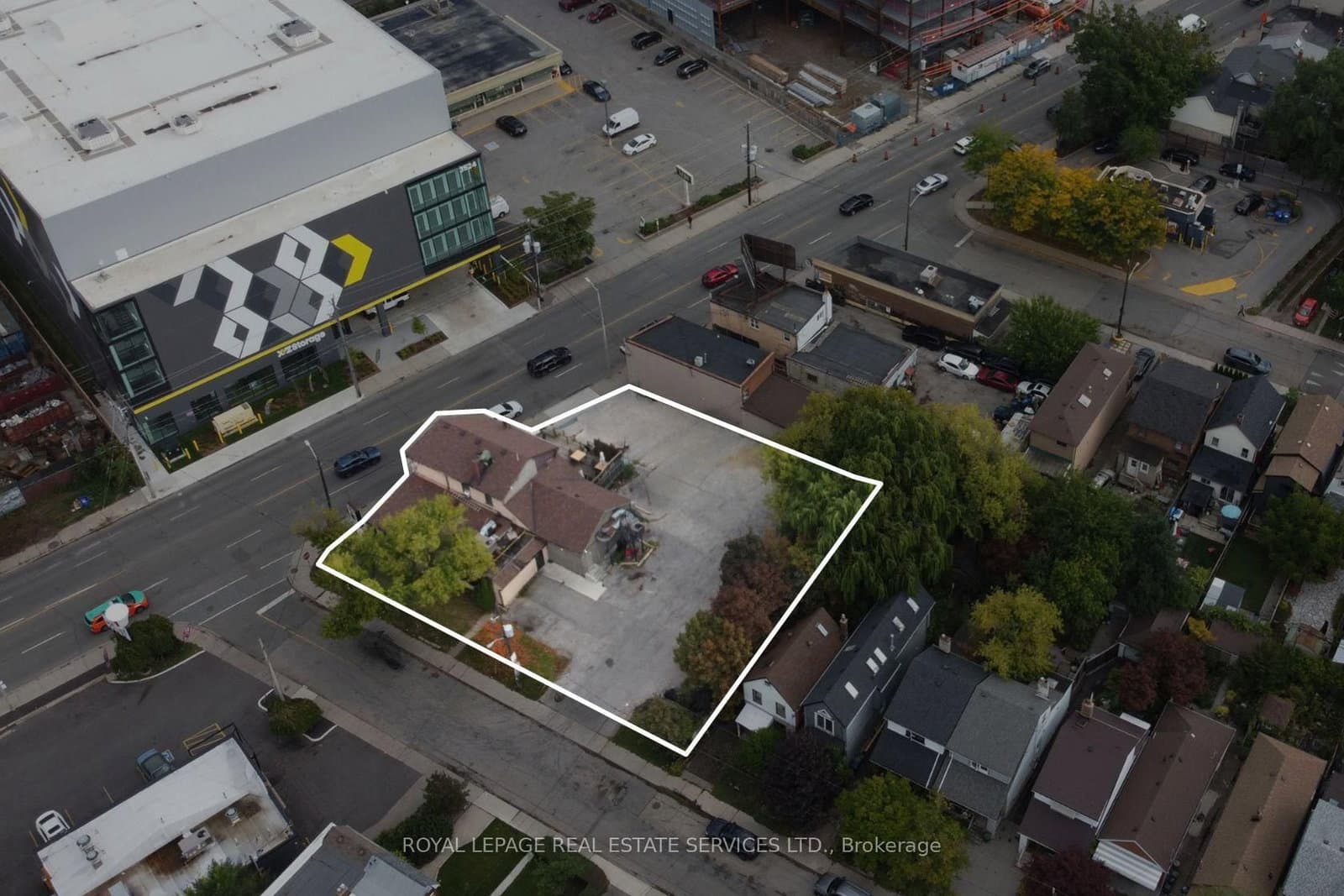 3513 Dundas Street W - Image 5