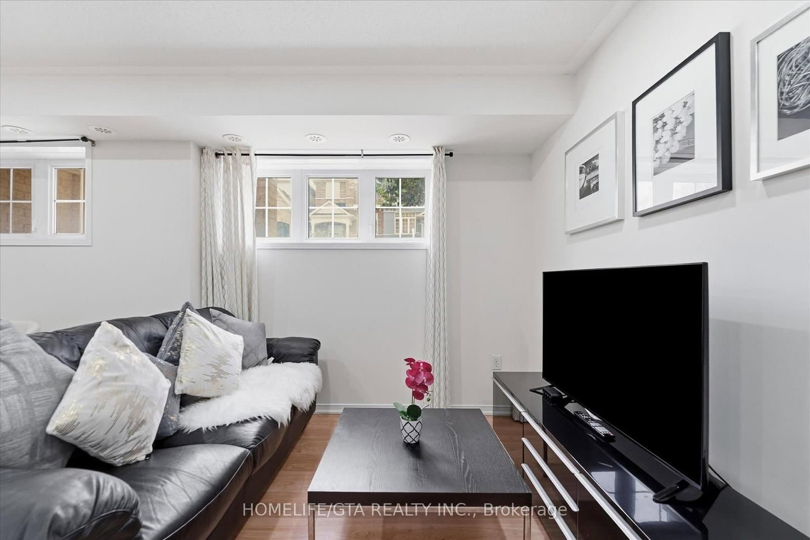 157 Isaac Devins Boulevard, Unit 3 - Image 4