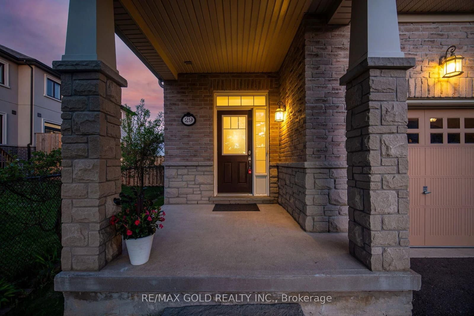 29 Aspenview Avenue - Image 4