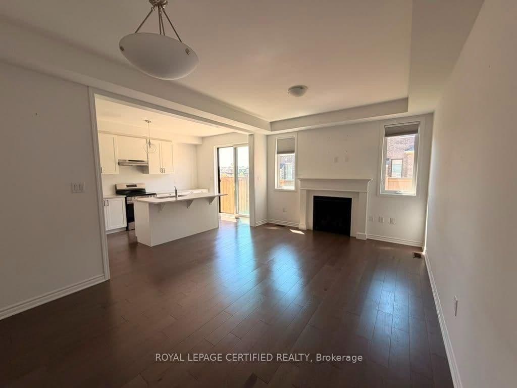 1514 Moira Crescent - Image 4
