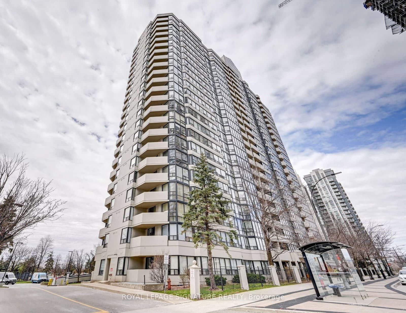 330 Rathburn Road W, Unit 2209 - Image 1