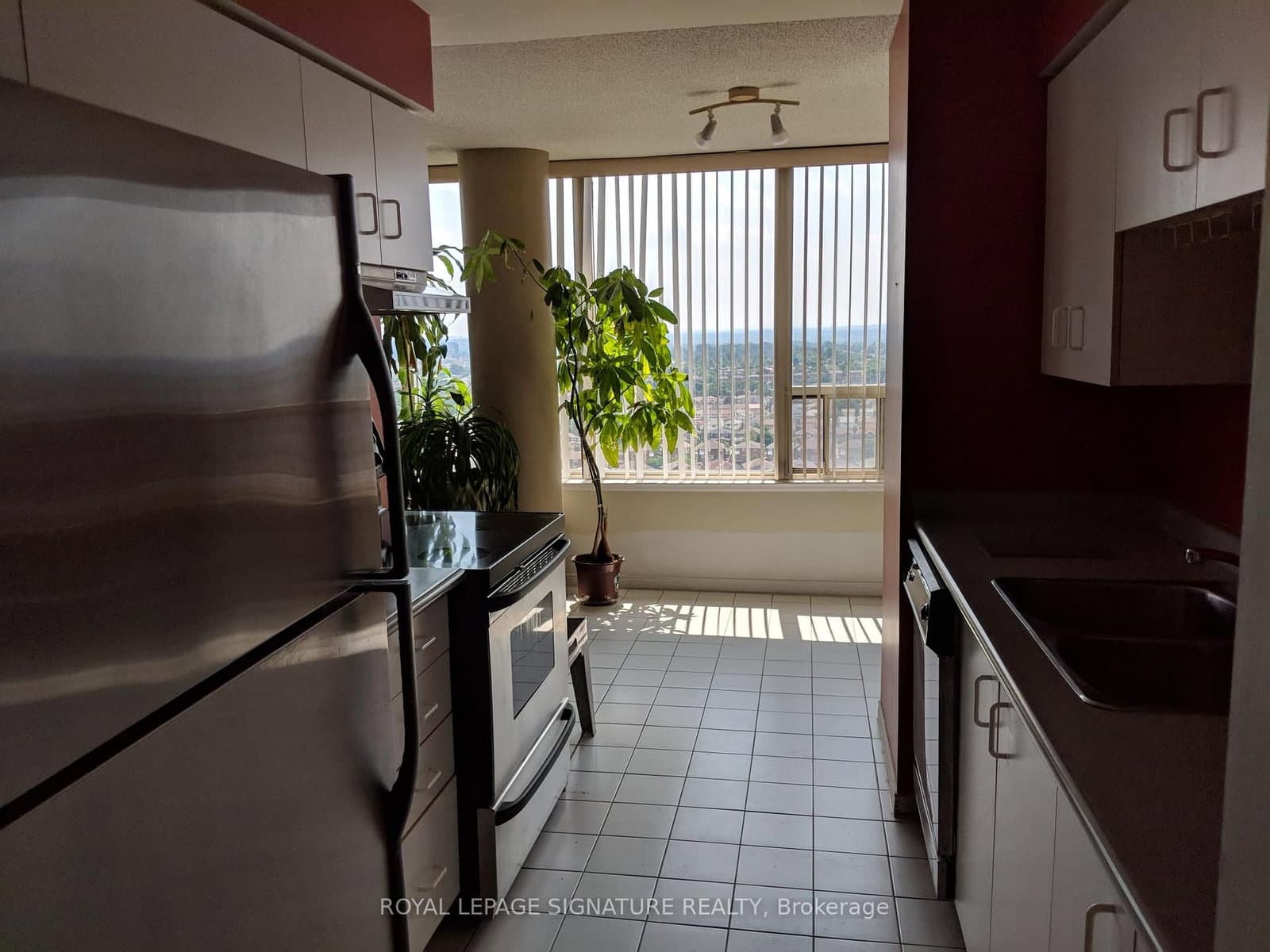 330 Rathburn Road W, Unit 2209 - Image 5