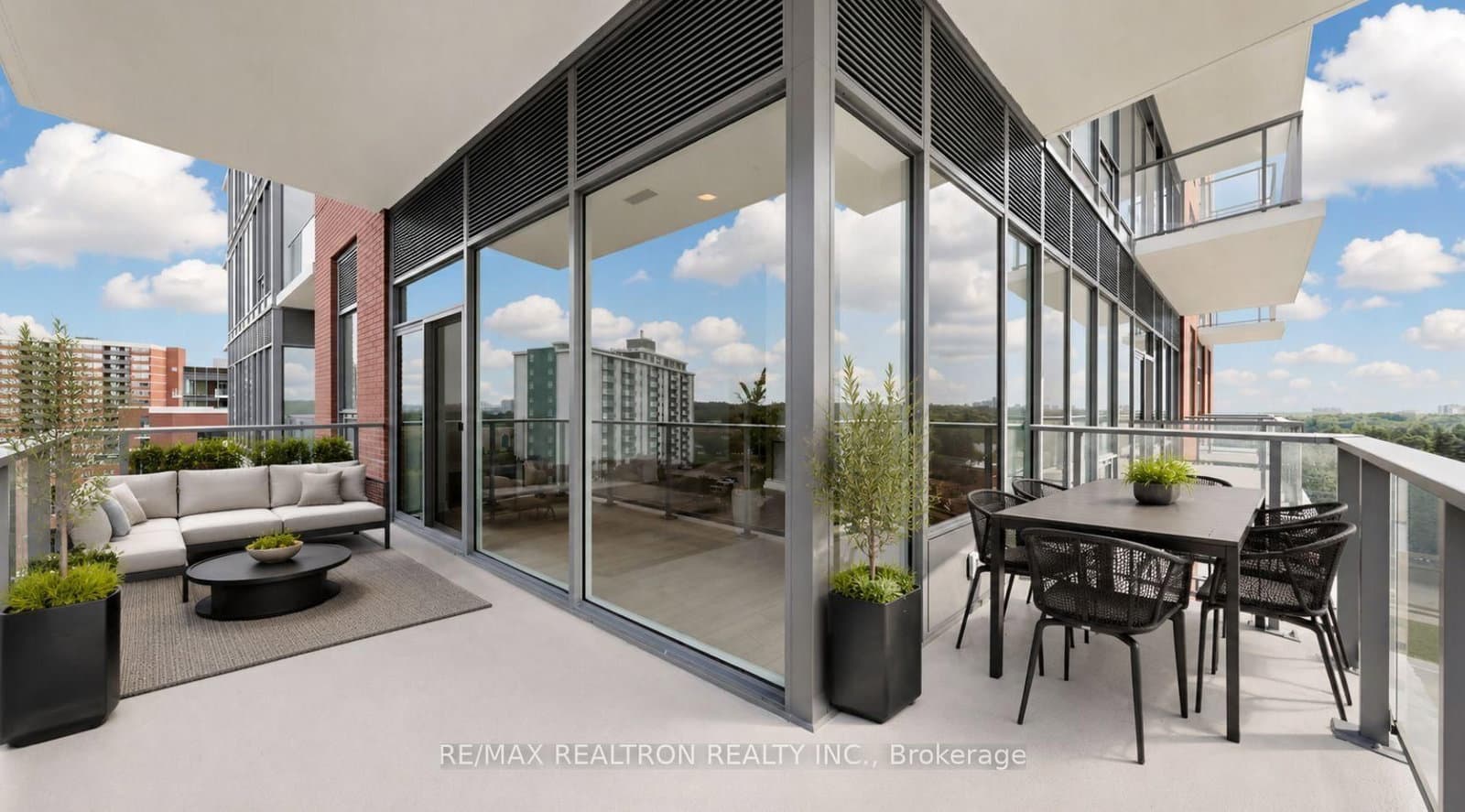 4010 Eglinton Avenue W, Unit 702 - Image 3