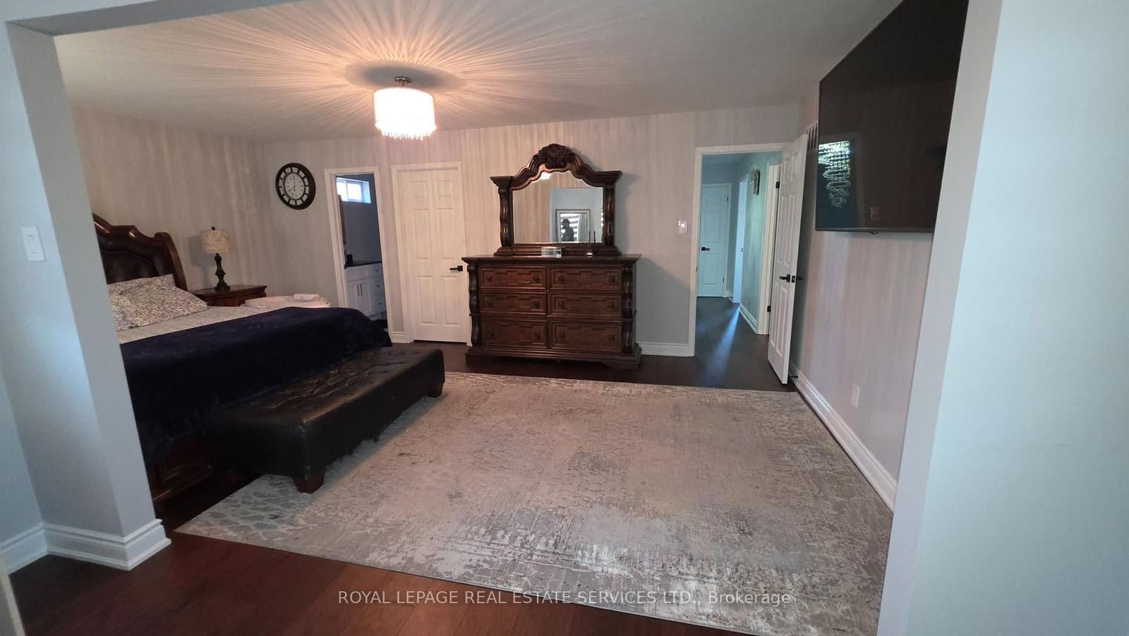 323 Winfield Terrace - Image 2