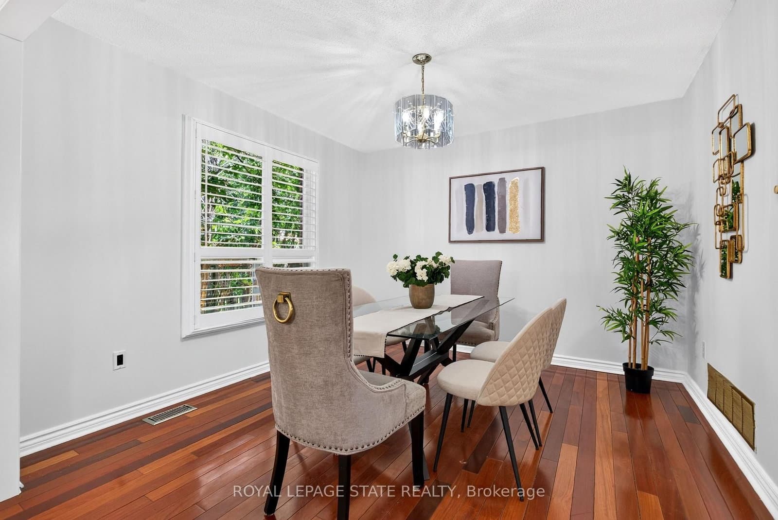 3631 Cherrington Crescent - Image 3